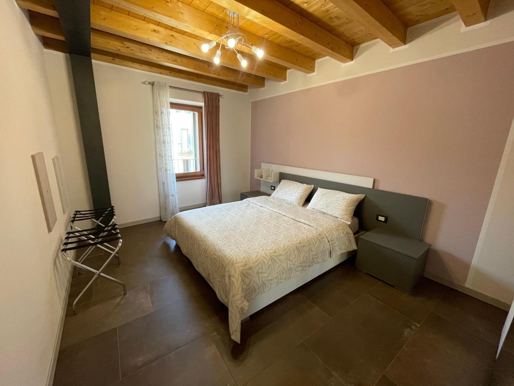 Dimora Rosso San Zeno - Wifi Veloce E Adatto Per Famiglie Verona Exterior foto